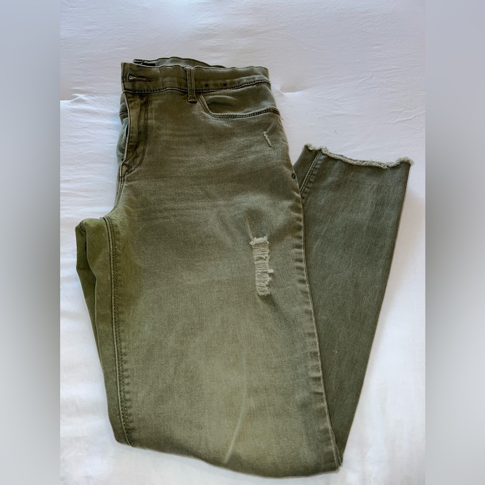 Express Mid Rise Ankle Distressed Legging